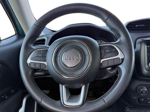 Used 2021 Jeep Renegade Latitude image 12