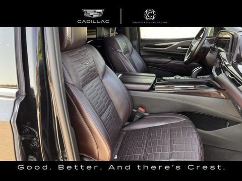 Used 2022 Cadillac Escalade Sport Platinum w/ Heavy-Duty Trailer Package AWD/4WD image 26