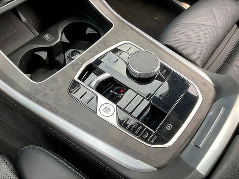 Used 2024 BMW X5 xDrive40i AWD/4WD image 33