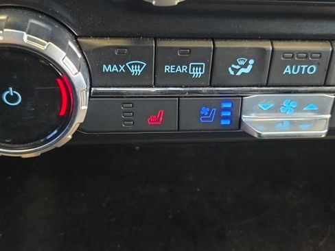 Used 2023 Ford F150 Lariat image 50