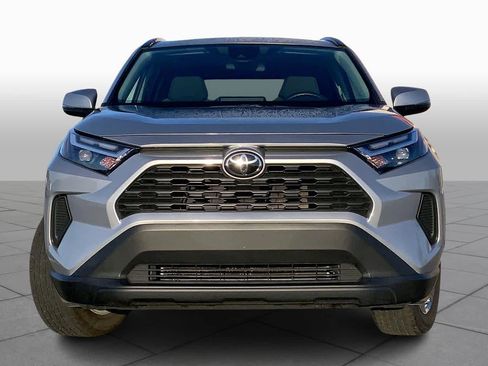 Used 2024 Toyota RAV4 XLE image 3