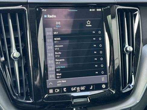 New 2025 Volvo XC60 T8 Core w/ Protection Package Premier image 20