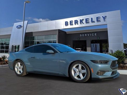 Used 2025 Ford Mustang Premium image 1