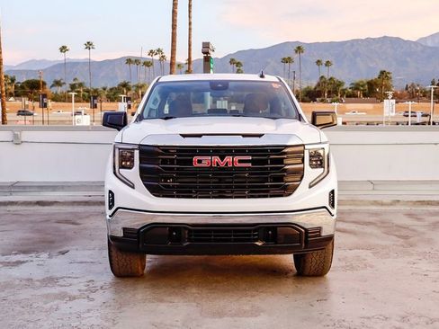 Used 2024 GMC Sierra 1500 Pro w/ Pro Value Package image 3