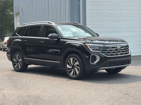New 2026 Volkswagen Atlas SEL AWD/4WD image 1