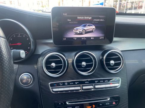 Used 2019 Mercedes-Benz GLC 300 4MATIC Coupe image 14