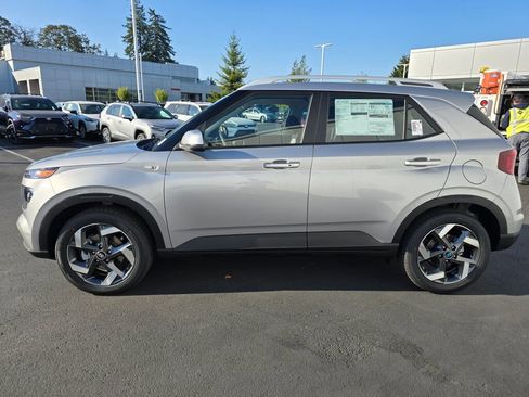 New 2026 Hyundai Venue SEL image 7