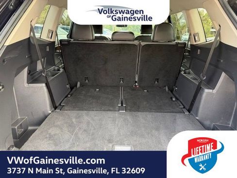 Used 2025 Volkswagen Atlas SE image 7