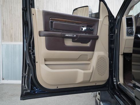 Used 2016 RAM 3500 Laramie Longhorn AWD/4WD image 28