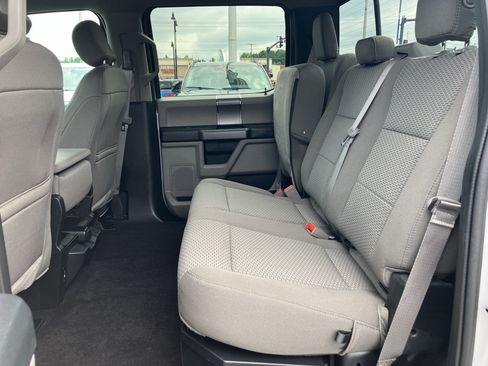 Used 2019 Ford F150 XLT w/ Equipment Group 302A Luxury AWD/4WD image 33
