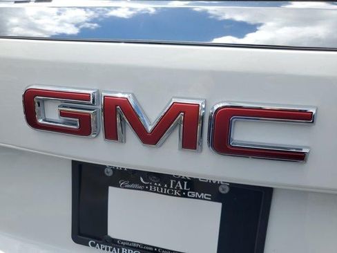 New 2026 GMC Yukon Elevation AWD/4WD image 11