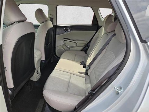 Used 2020 Kia Soul EX FWD image 16