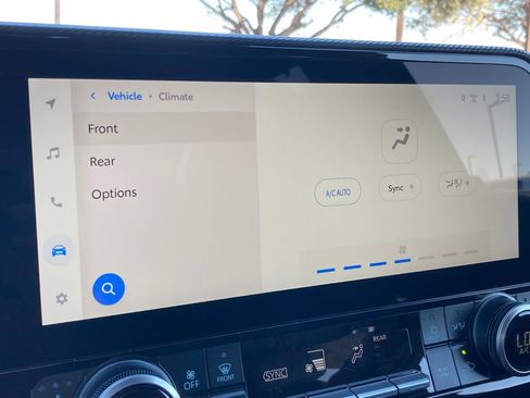 New 2026 Toyota Highlander XSE image 15