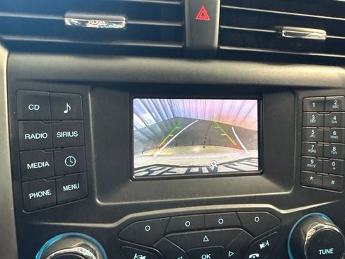 Used 2018 Ford Fusion SE FWD image 31