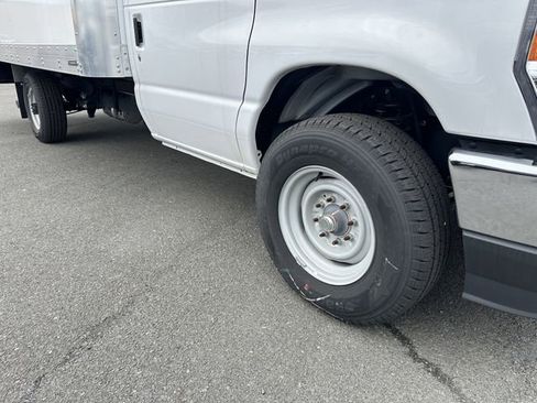 New 2024 Ford E-350 and Econoline 350 Super Duty w/ Power Windows & Locks Group image 11
