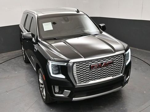 Used 2021 GMC Yukon Denali w/ Denali Premium Package AWD/4WD image 18