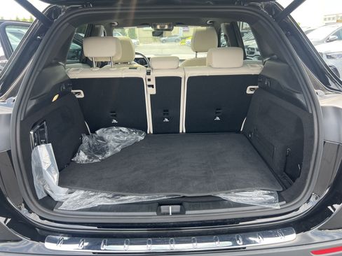 Certified 2026 Mercedes-Benz GLA 250 image 33