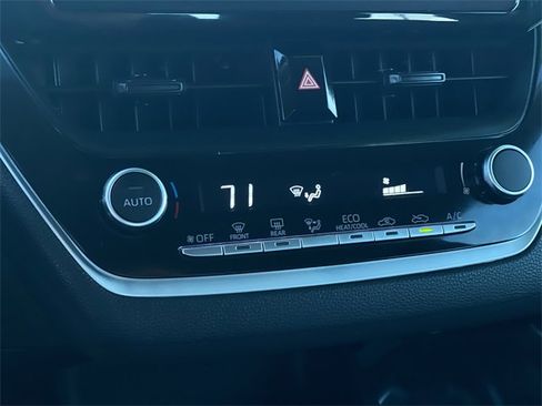 Used 2024 Toyota Corolla LE image 14