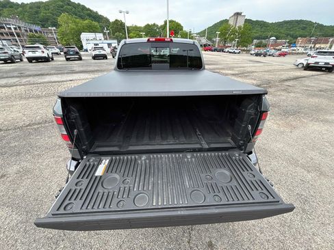 Used 2025 Nissan Frontier SV w/ SV Convenience Package AWD/4WD image 31