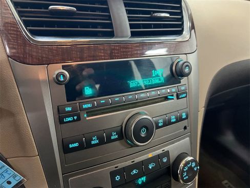 Used 2008 Chevrolet Malibu LTZ image 13