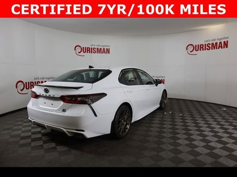 Used 2024 Toyota Camry SE w/ Convenience Package image 8