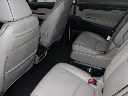 Used 2023 Honda Odyssey Elite image 21