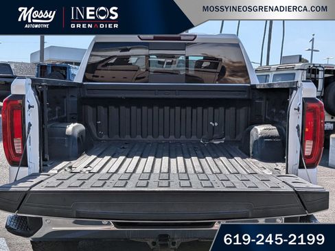 Used 2019 GMC Sierra 1500 SLT RWD image 22