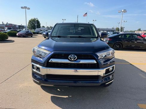 Used 2017 Toyota 4Runner Limited AWD/4WD image 7