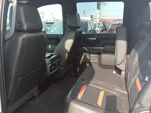 Used 2023 GMC Sierra 2500 AT4 w/ Gooseneck/5TH Wheel Package AWD/4WD image 7