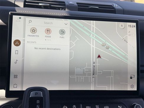 New 2026 Land Rover Defender 130 X-Dynamic SE image 24