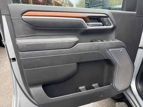 Used 2025 GMC Sierra 3500 Denali image 19