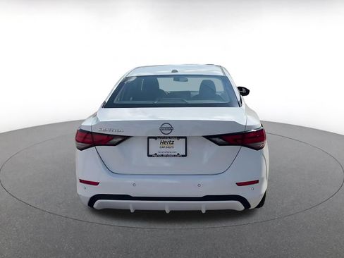 Used 2025 Nissan Sentra SV FWD image 12