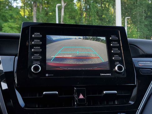 Used 2021 Toyota Camry LE FWD image 23