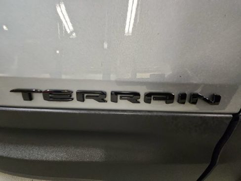 Certified 2024 GMC Terrain SLT w/ Infotainment Package II AWD/4WD image 37