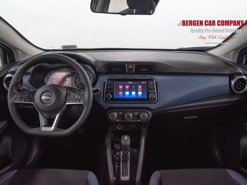 Used 2025 Nissan Versa SV FWD image 19