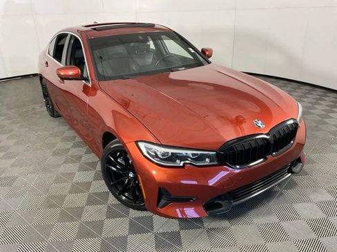 Certified 2022 BMW 330i xDrive Sedan w/ Premium Package 2 AWD/4WD image 45