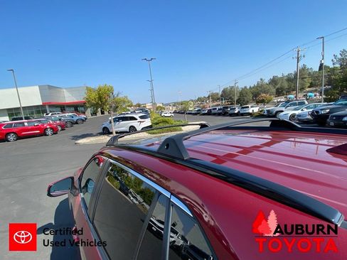 Certified 2022 Toyota RAV4 XLE Premium FWD image 10