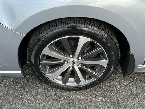 Used 2018 Subaru Legacy 2.5i Limited image 9