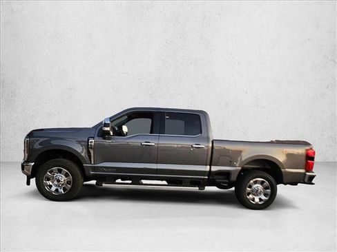New 2026 Ford F250 Lariat w/ Chrome Package image 4