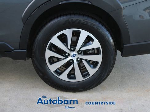 Used 2024 Subaru Outback Premium AWD/4WD image 29