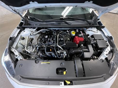 Used 2024 Nissan Sentra SV FWD image 32