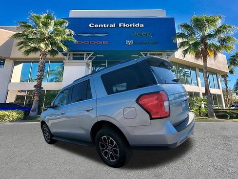 Used 2024 Ford Expedition XLT image 7