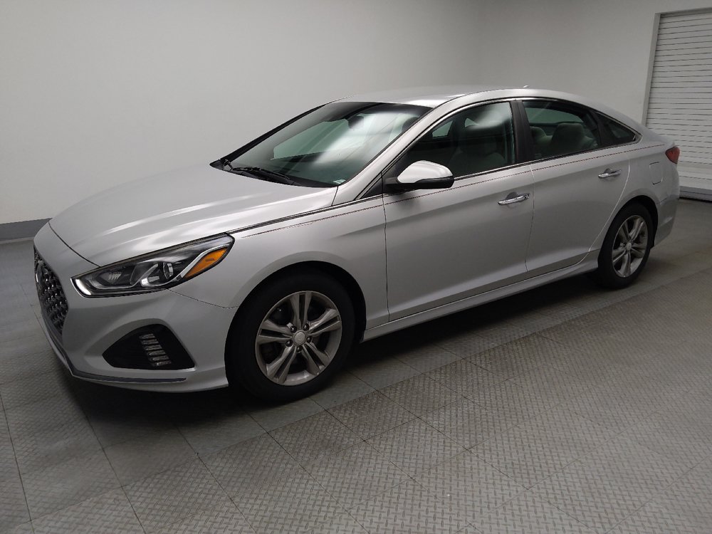 Used 2019 Hyundai Sonata SEL w/ Tech Package 02 FWD image 2
