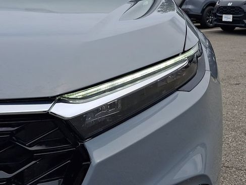 Used 2025 Honda CR-V EX-L image 9