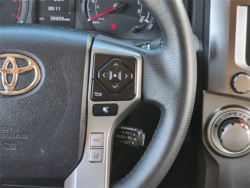 Used 2022 Toyota 4Runner SR5 Premium image 29