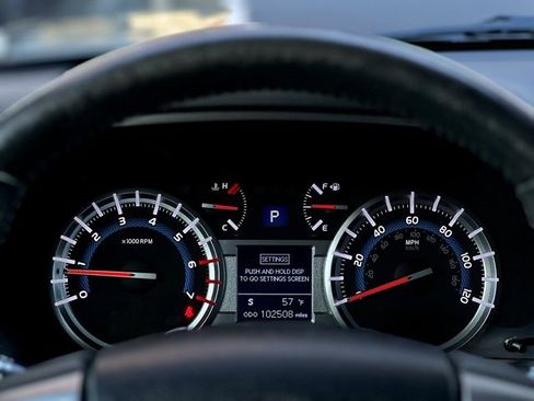 Used 2018 Toyota 4Runner SR5 image 37