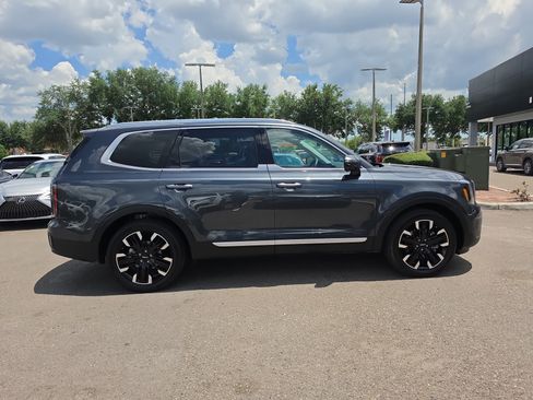 Certified 2024 Kia Telluride SX Prestige AWD/4WD image 9