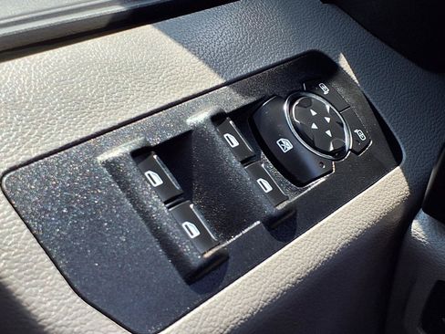 Used 2019 Ford F150 XL w/ Equipment Group 101A Mid AWD/4WD image 14