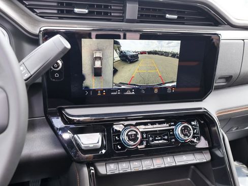 New 2026 GMC Sierra 2500 AT4 image 19