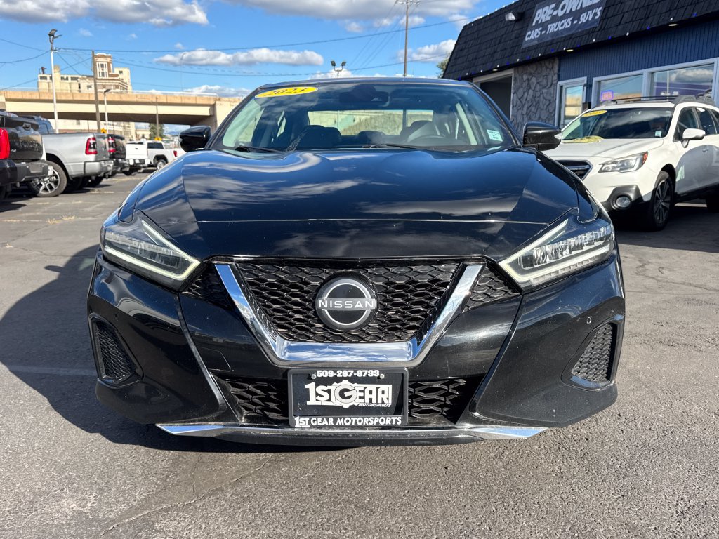 Used 2023 Nissan Maxima SL FWD image 3